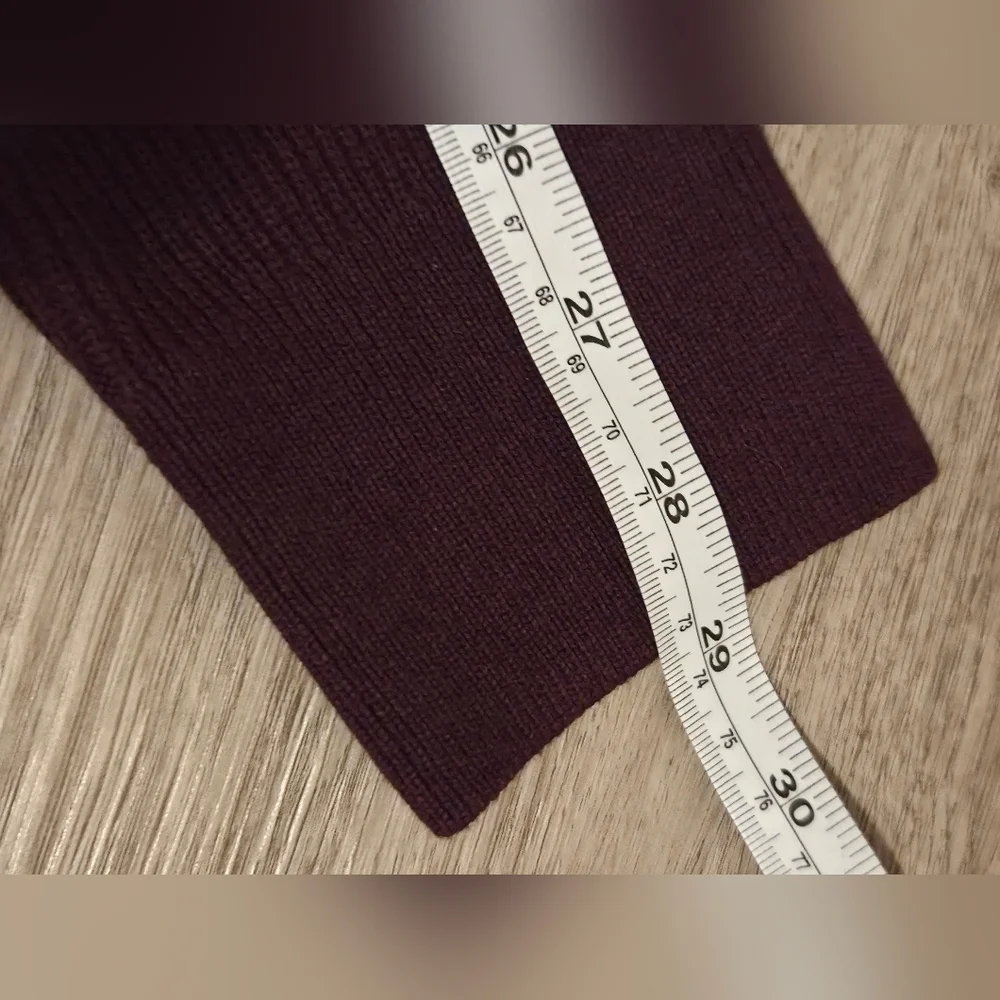 Banana Republic Men's Dark Red Zip-Up Sweater